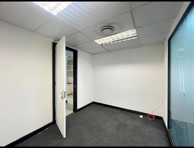 BUSINESS PROPERTY TO RENT IN MEYERSDAL